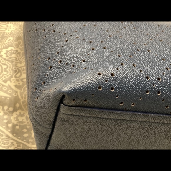 Chanel large shopping tote - Picture 7 of 10